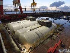 地中海邮轮第三艘LNG动力豪华邮轮完成燃料储罐安装